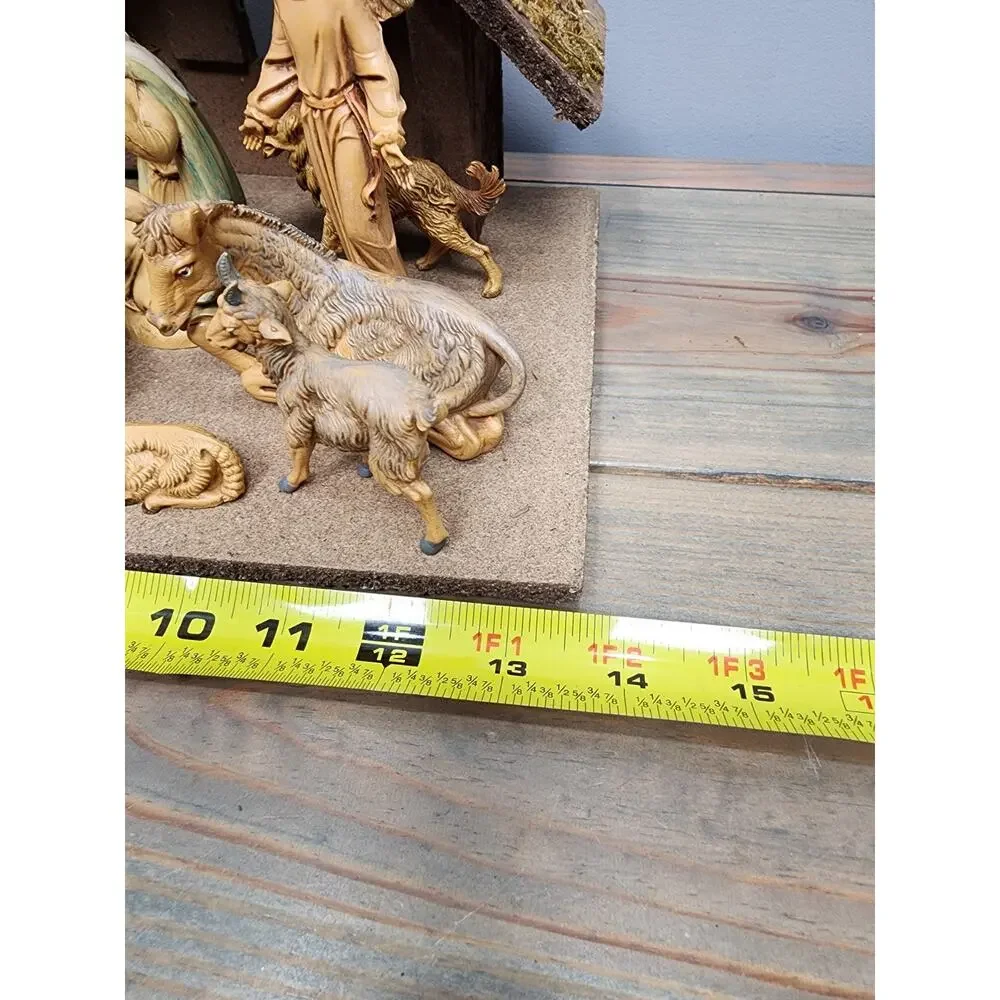 Vintage Fontanini Italian Resin Nativity Figurines & wood Manger/creche 15 piece
